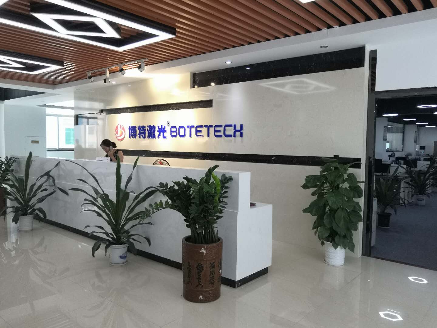不锈钢激光焊接机厂家 不锈钢激光焊接机厂家