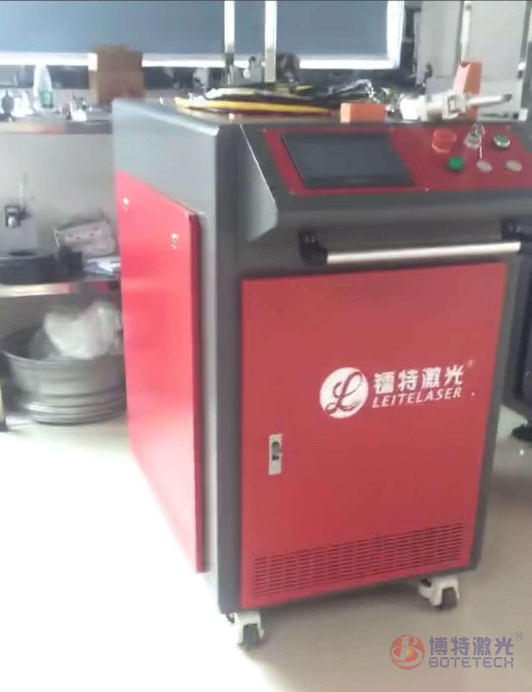手持式激光焊接机 手持式激光焊接机